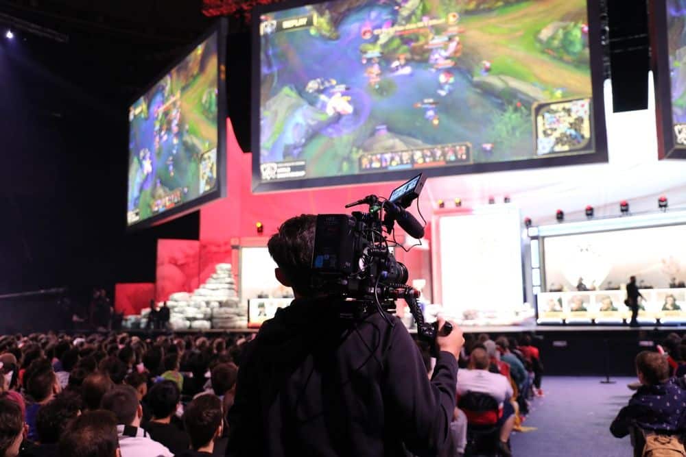 League of Legends auf einem großen Bildschirm