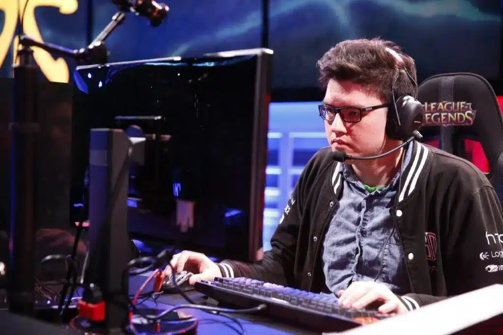 Dyrus LOL