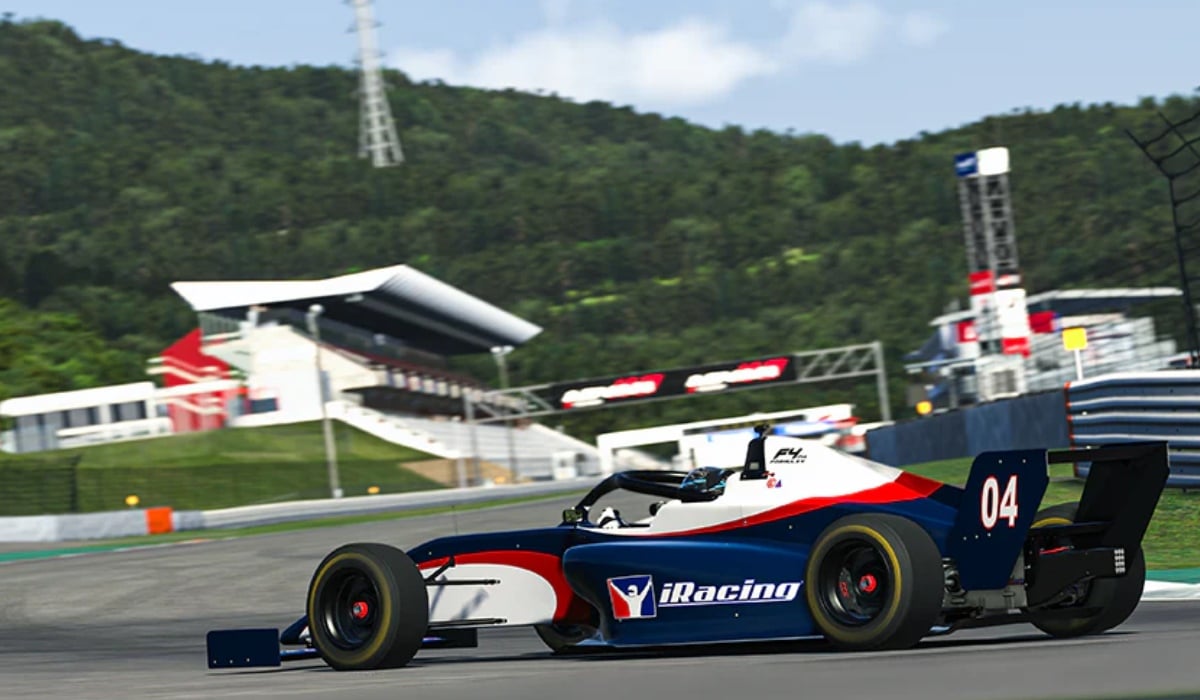 Moza F4 FIA ESPORTS 2025