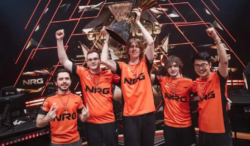 NRG lo borda en París: de tapados a reyes del mundo en Valorant Champions 2025