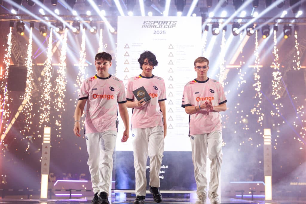 Karmine Corp aux Worlds 2025 de Rocket League : les grands favoris ?