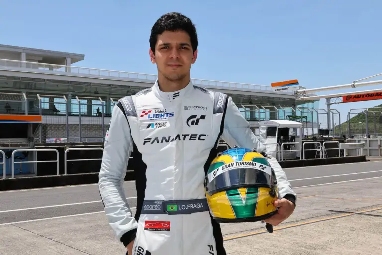 Il campione della Gran Turismo World Series Igor Fraga ha vinto la sua prima corsa reale