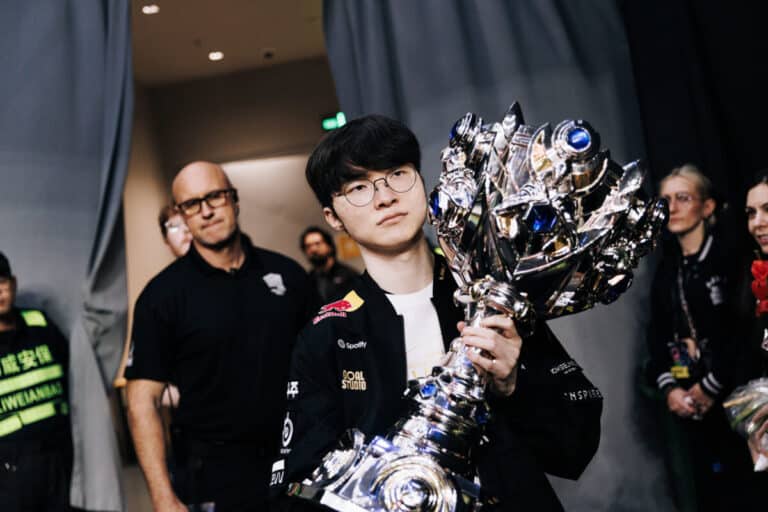 Faker premiato dal presidente coreano