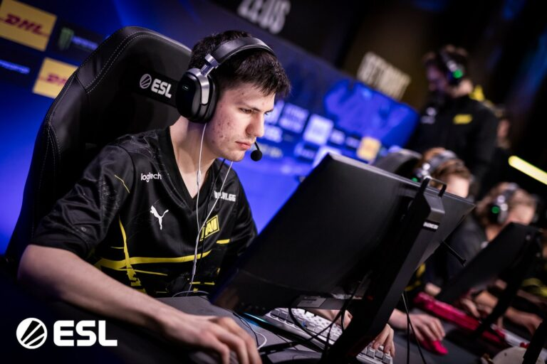 Valerij ‘b1t’ Vakhovsjkyj tijdens IEM Dallas 2024. Foto door: ESL