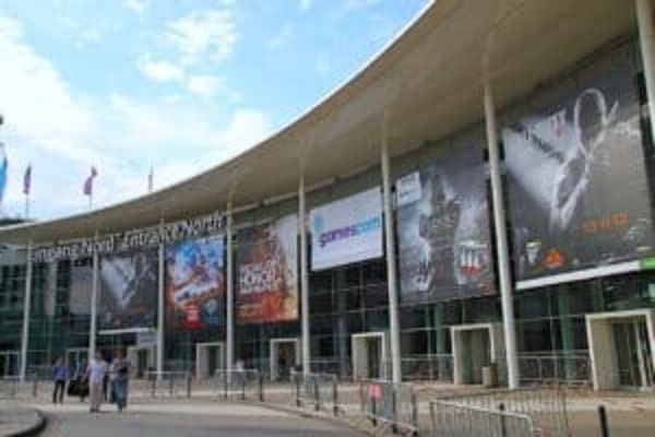 De noord ingang van Gamescom in Keulen 2012.