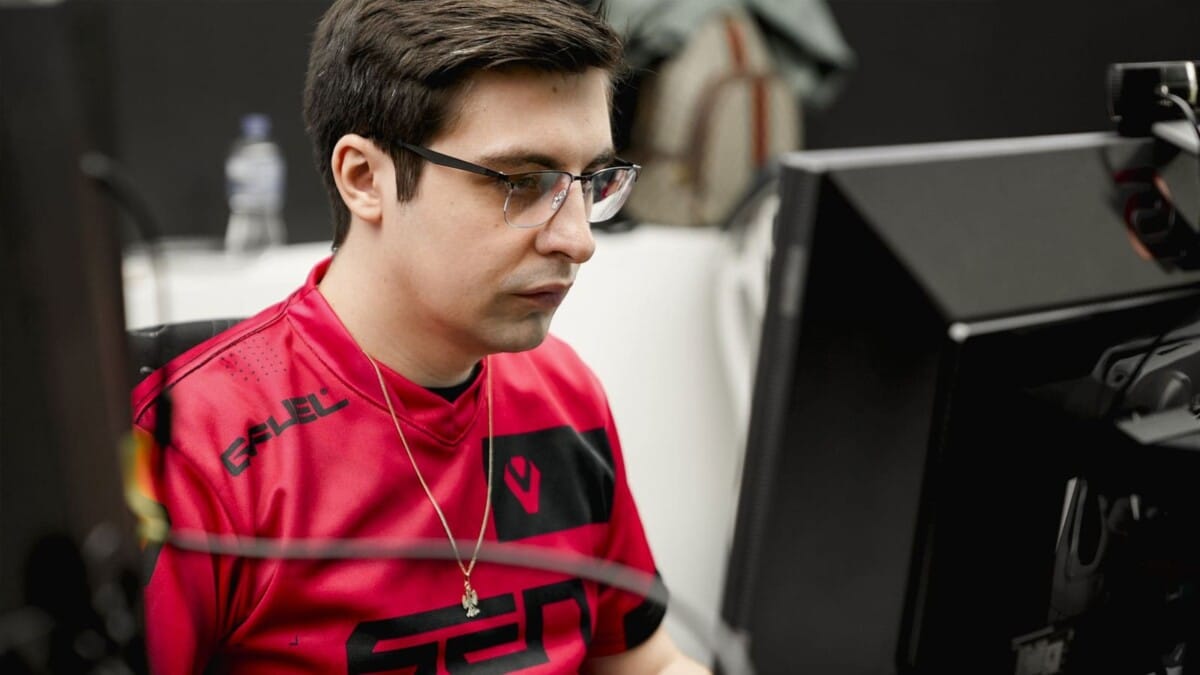 Shroud toen hij nog speelde voor het Valorant esports team: Sentinels.