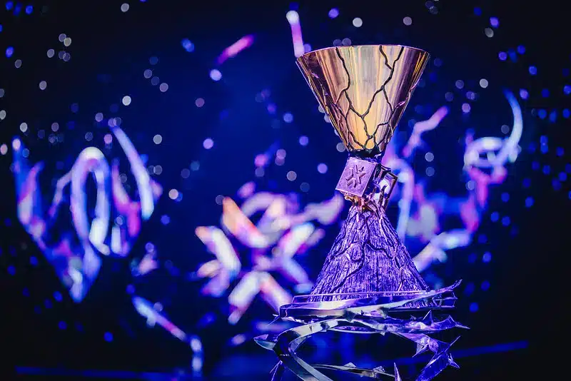 De trofee van Valorant Champions