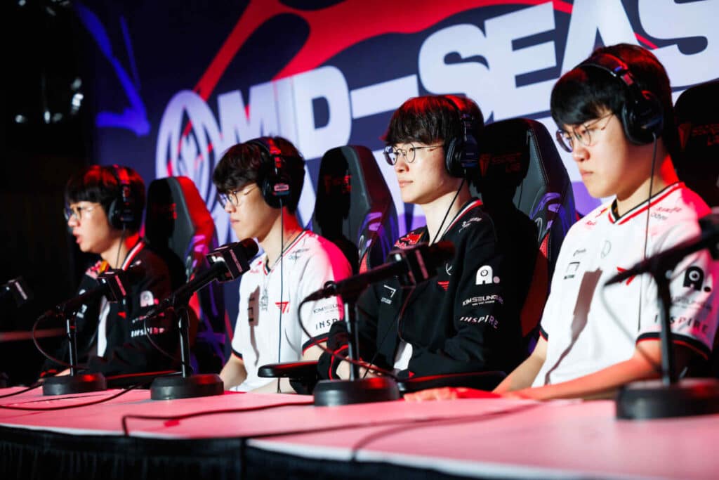 Faker en T1 na hun verlies tegen Gen.G in de finale van MSI