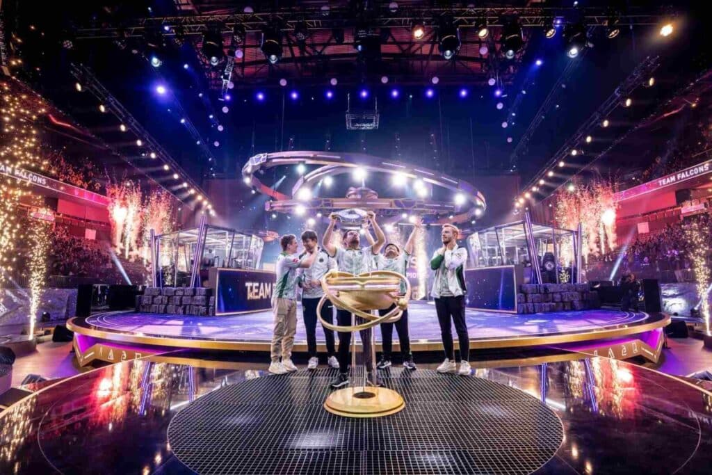 Team Falcons na hun winst bij The International 2025 (1)