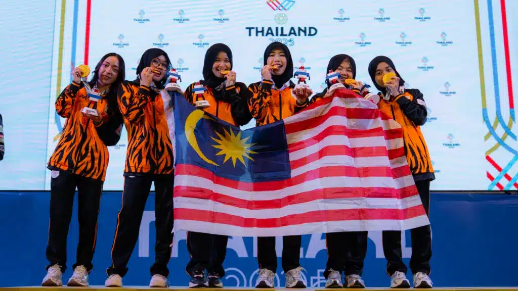 Het winnende vrouwenteam van de MPL Malaysia