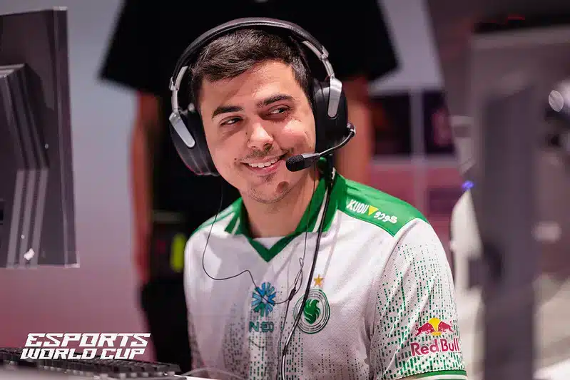 Team Falcons ImperialHal tijdens de Esports World Cup Apex Legends