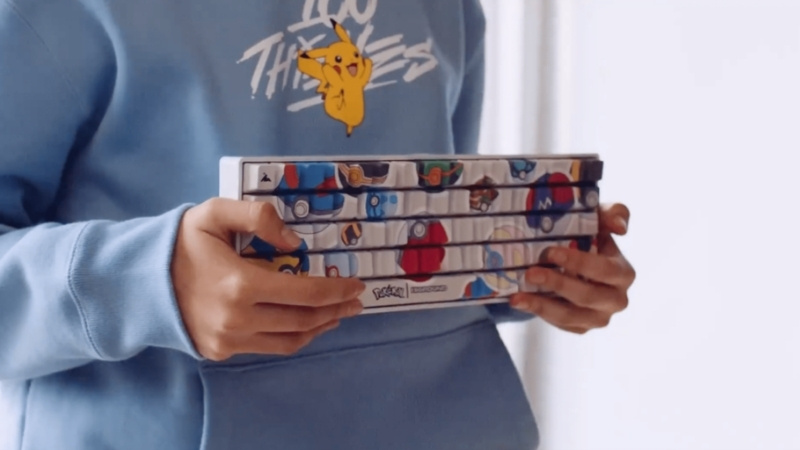Pokémon-designad hårdvara i samarbete med 100 Thieves