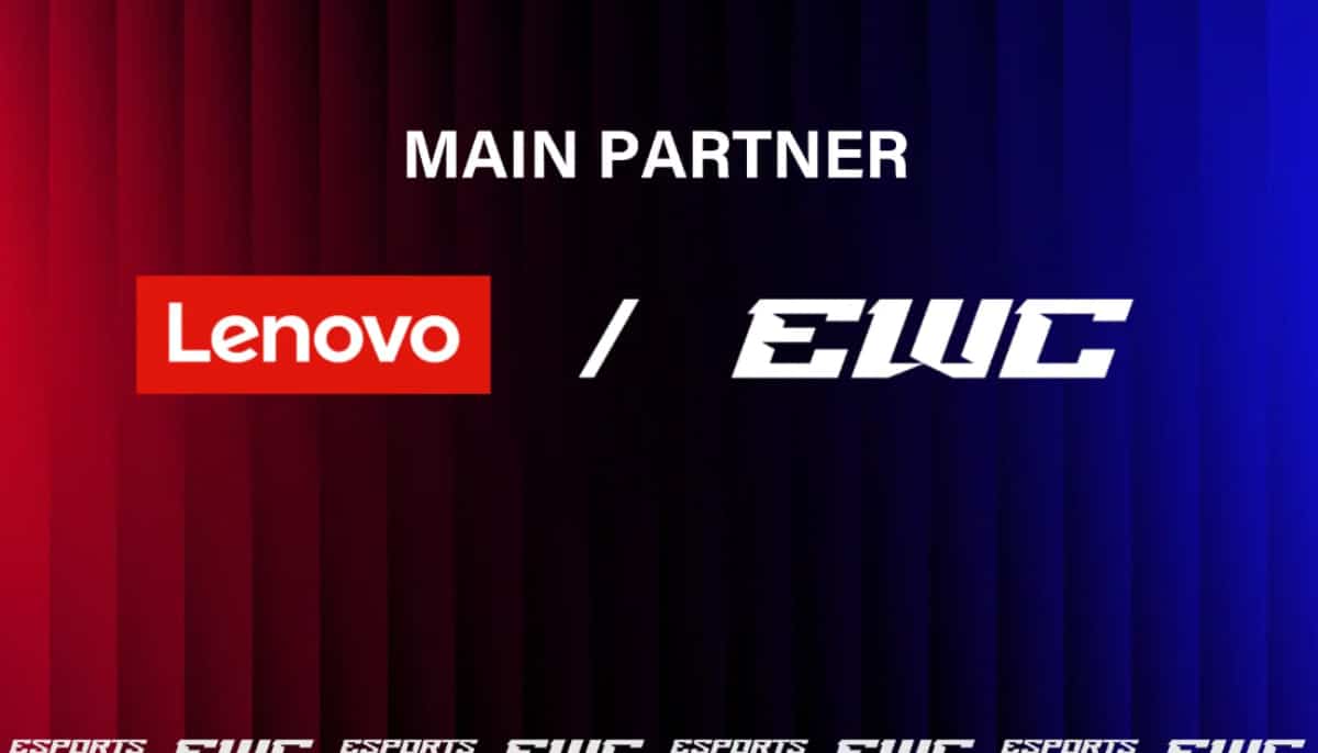 Lenovo och EWC tillkännager huvudsamarbete, med deras logotyper på röd och blå bakgrund.