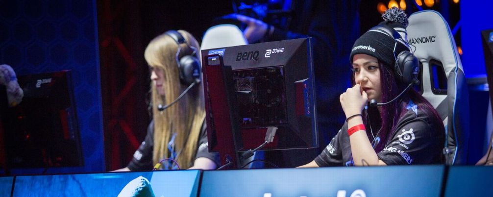 Dignitas Female