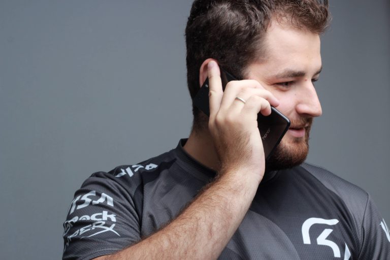 SK Gaming now has an exclusive smartphone partner