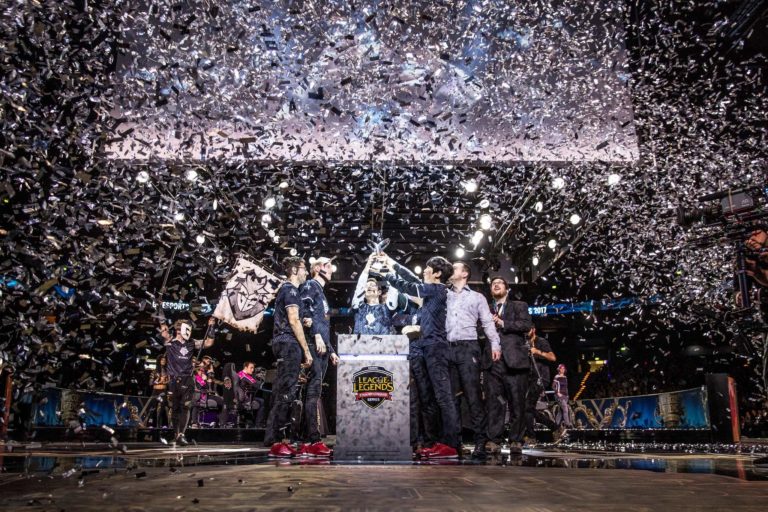 FC Barcelona midfielder invests in G2 Esports