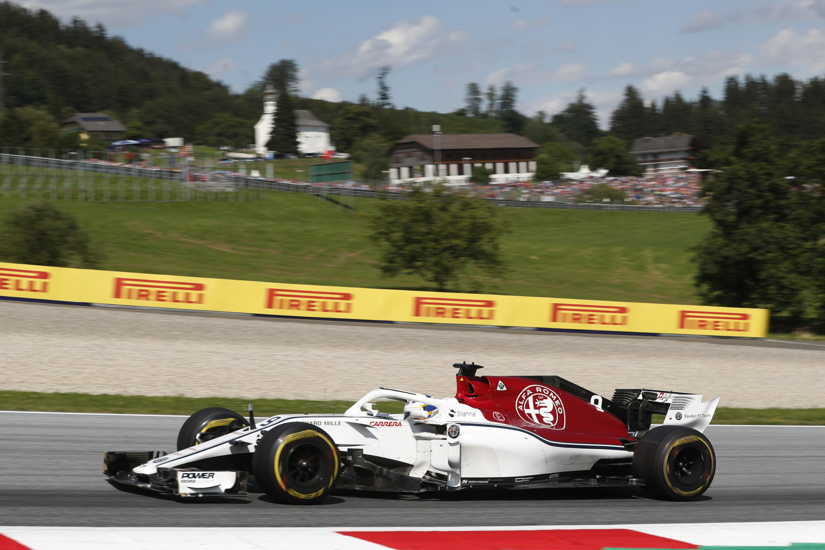 https://www.sauberf1team.com/wp-content/uploads/2018/06/dcd1801jy1031.jpg