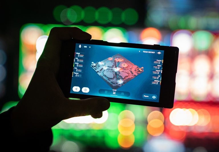 Weavr consortium publicly releases mobile application
