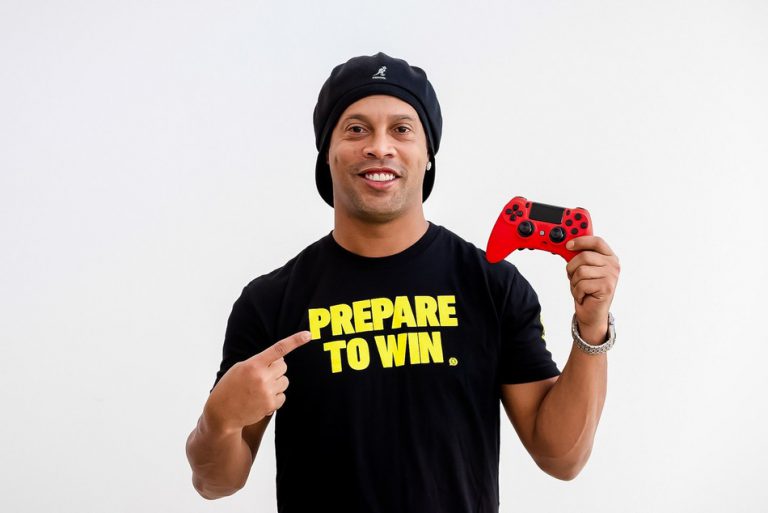 Ronaldhino enters partnership with Scuf Gaming