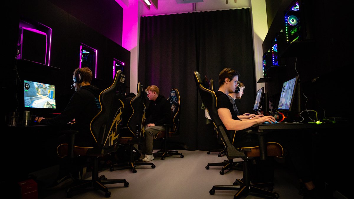 Ninjas in Pyjamas ASUS ROG Ninjas in Pyjamas ASUS ROG