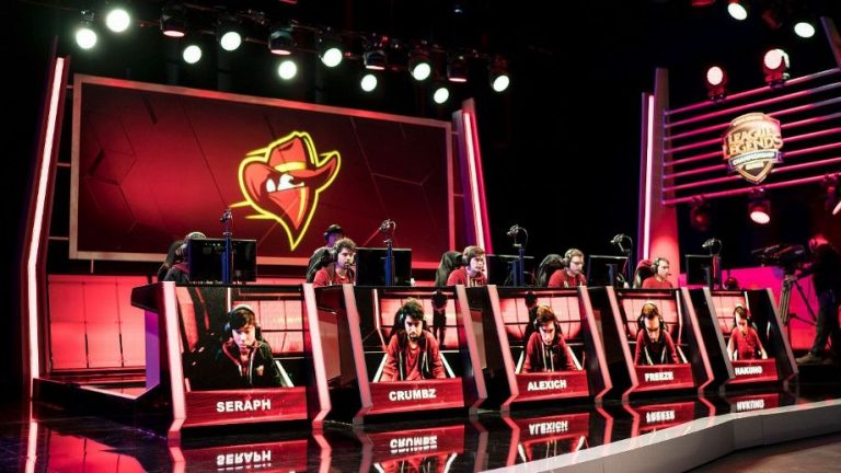 Renegades CEO fined for soliciting investments in organisation