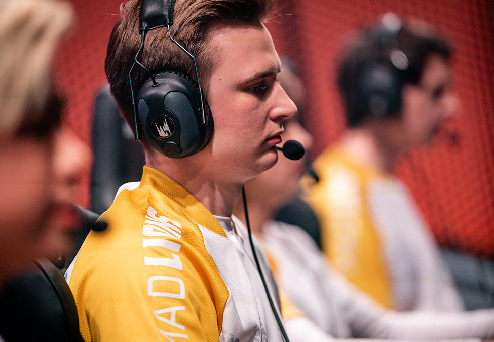 MAD Lions Crown Esports Nutrition