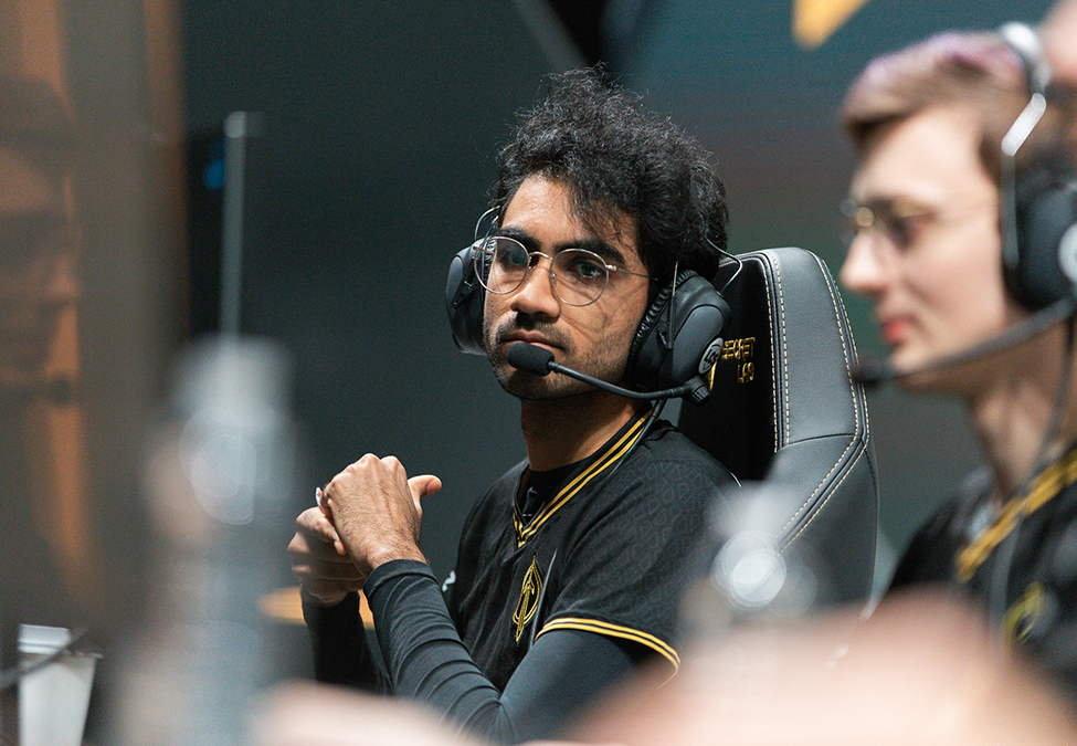 Golden Guardians Softgiving