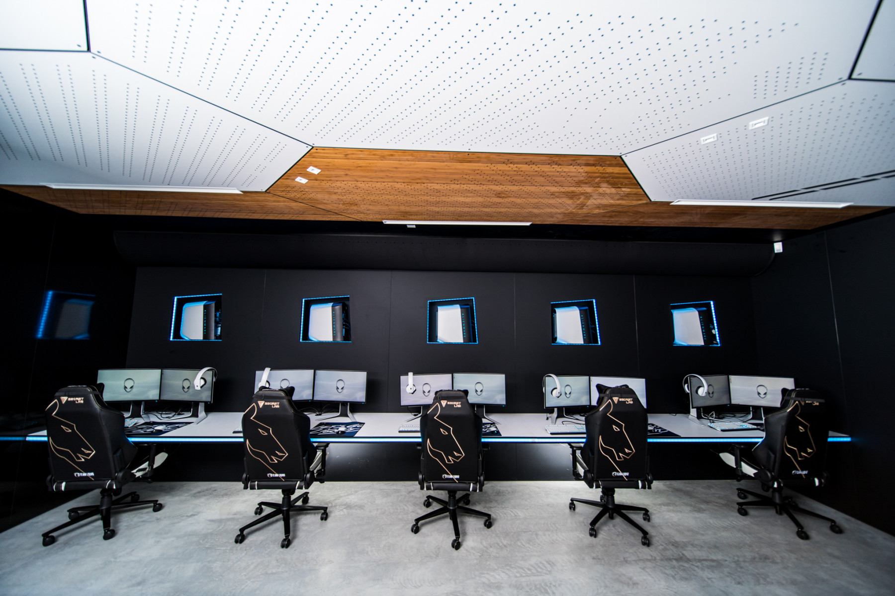 Alienware Training Facility EU - Scrim Rooms