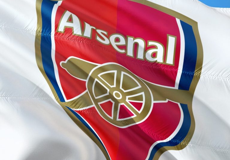 Arsenal partners with EGL to manage PES esports team for second year