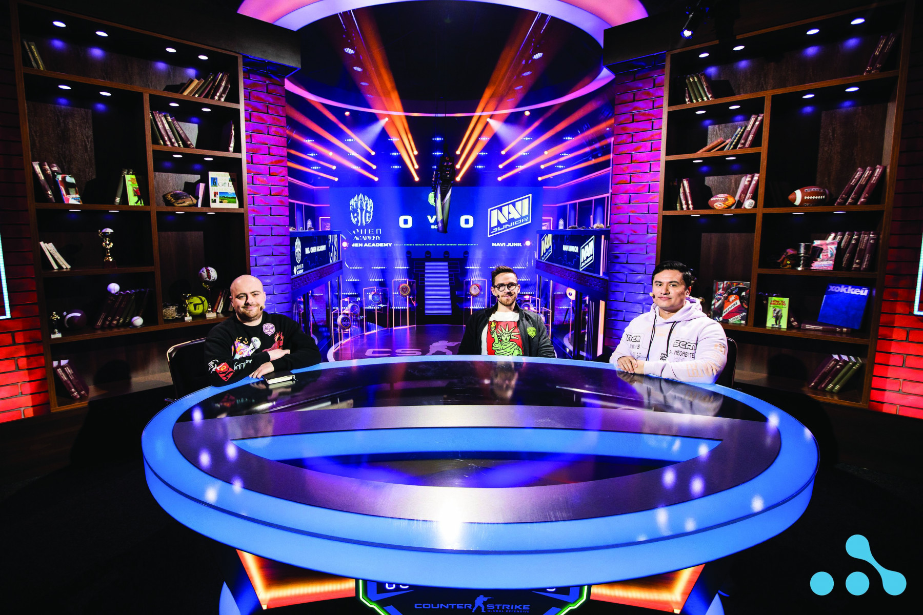 WePlay academy host desk esports