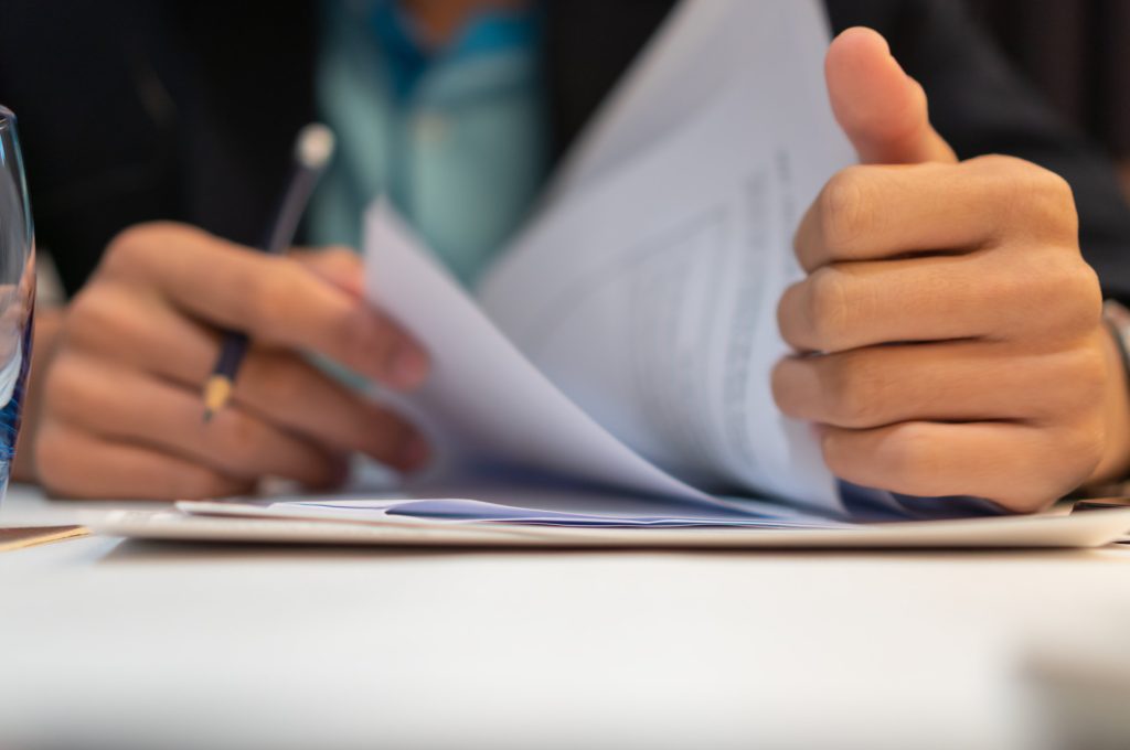 signing contract