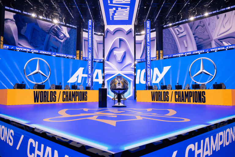 Mercedes-Benz and Riot Games extend esports partnership to 2025