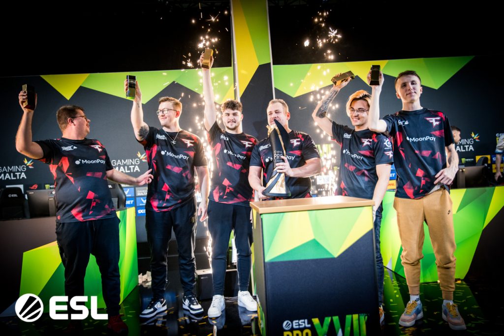 FaZe Clan winning ESL Pro League Season 17 finals