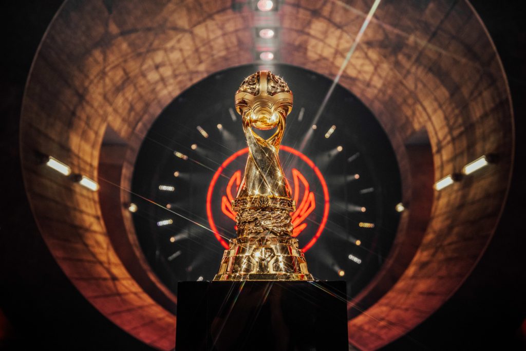 LoL MSI worlds 23 trophy