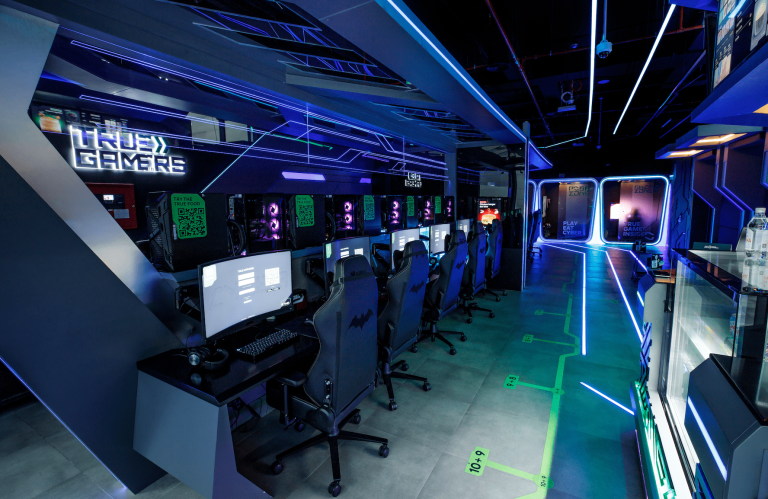 Sony and True Gamers host League of Legends showmatch for International Women's Day 