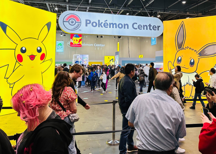 pokemon naic store line