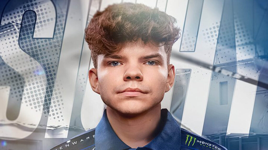 Image of Siuhycs wearing Team Liquid jersey on a light blue and white background
