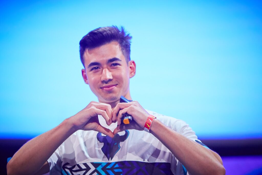Dillon "Attach" Price playing for Minnesota ROKKR