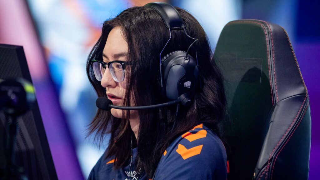 Riot statement over florescent accusation