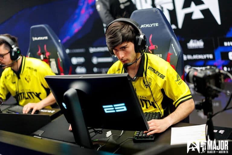 “I find myself dreaming of the CS:GO days”: Esports pros weigh in on the state of Counter-Strike 2 scene