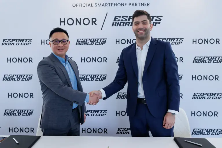HONOR renews partnership with Esports World Cup