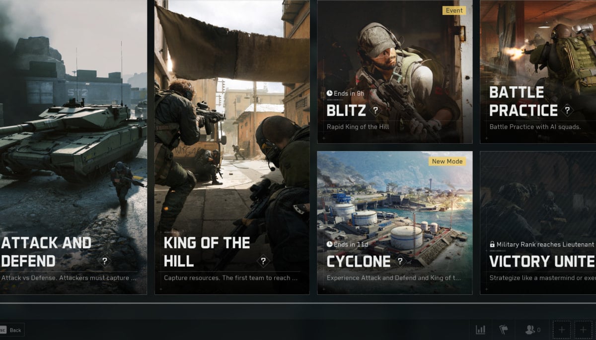 Delta Force's menu showcasing different gameplay modes. Features images of soldiers and tanks. Options include "Attack and Defend" and "King of the Hill"