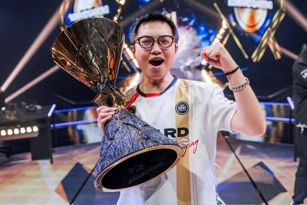EDG's ZmjjKK lifts the VALORANT Champions 2024 trophy