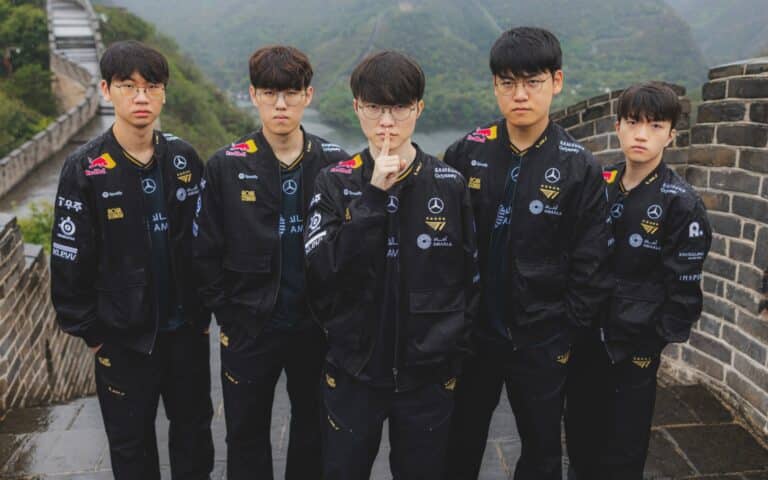 T1 defeats Invictus Gaming to qualify for Worlds 2025 Main Event