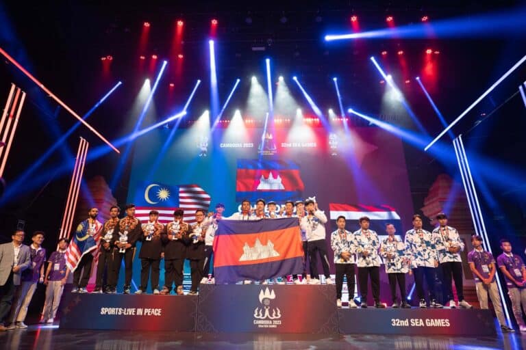 What esports titles are at the SEA Games 2025?