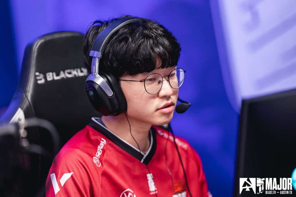 Image of Counter-Strike player JamYoung competing at BLAST Austin Major