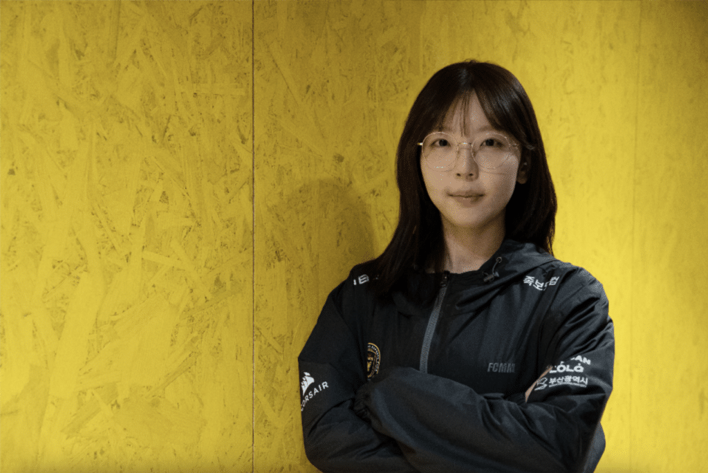 photo of bnk general manager