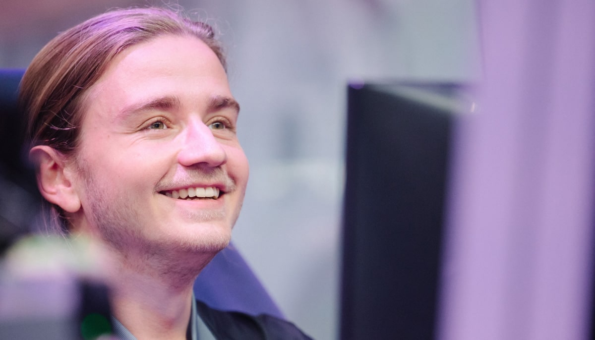 The man in the photo is Johan “N0tail” Sundstein, the legendary Danish-Faroese professional Dota 2 player