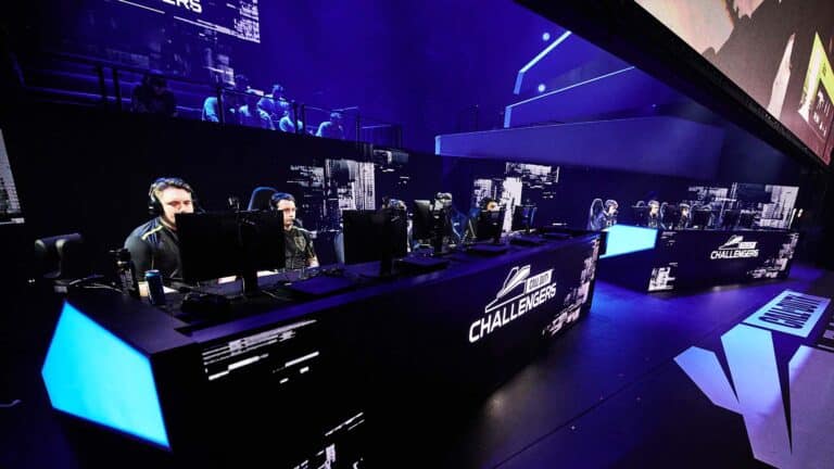 Which teams qualified for Call of Duty Challengers Elite 1?