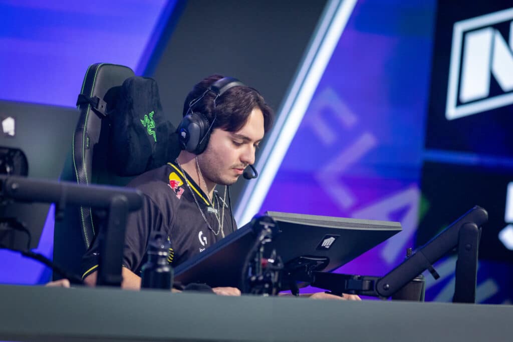 NAVI Ruxic